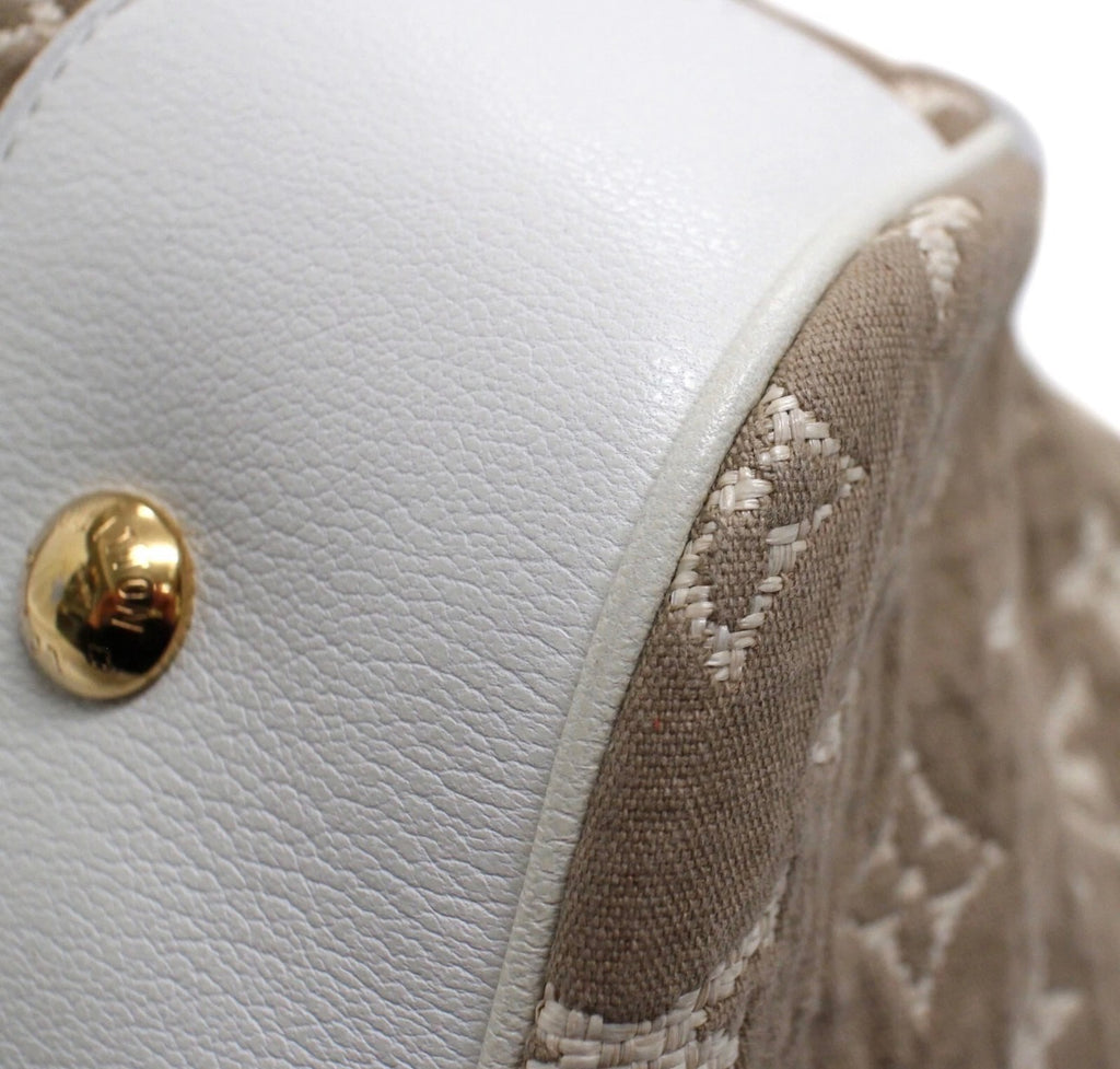 LOUIS VUITTON MONOGRAM 
Sabbia Cabas GM Beige & White