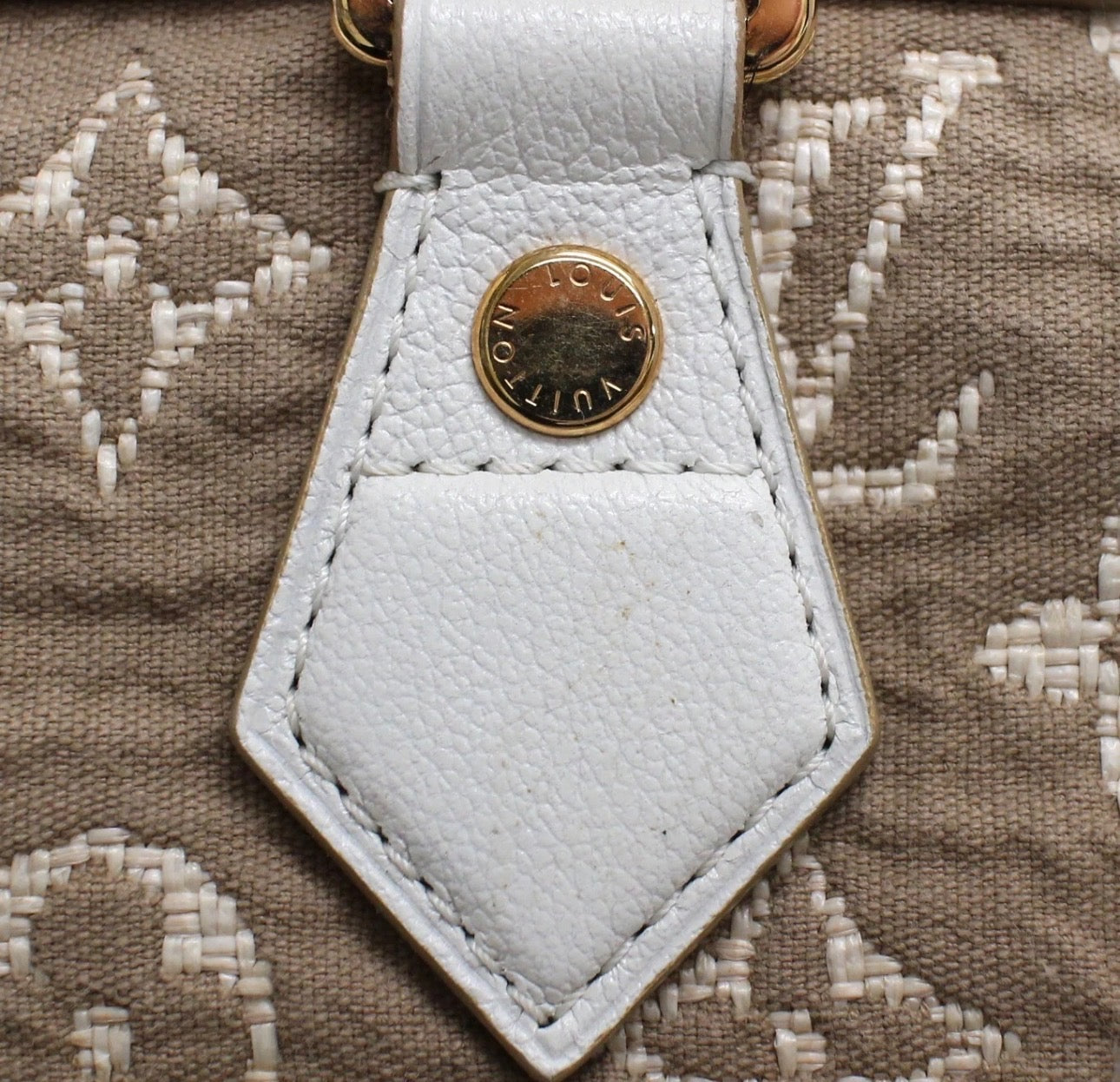 LOUIS VUITTON MONOGRAM 
Sabbia Cabas GM Beige & White
