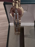 VINTAGE GUCCI 3300.2.M SWISS QUARTZ WRISTWATCH GOLD TONE BOX RUNNING
