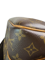 LOUIS VUITTON  LV Monogram Reporter GM