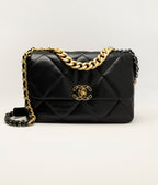 CHANEL 19 LARGE BLACK