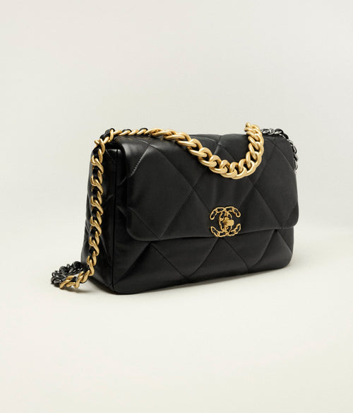 CHANEL 19 LARGE BLACK