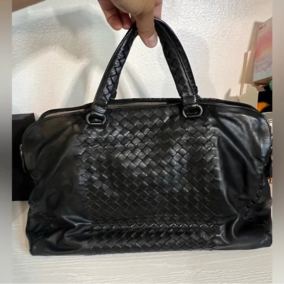 BOTTEGA VENETA Black Intrecciato Woven Calf Leather Top Handle Bag